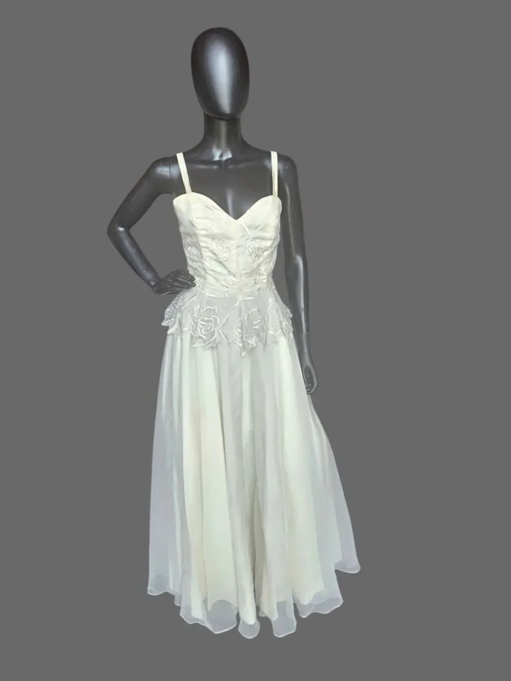 Arabella Bridal Dresses | Vintage Embroidered Peplum Ankle Length Wedding Dress | Color: Red/Yellow | Size: 10 | Arabellabridal's Closet Arabella Bridal Dresses | Vintage Embroidered Peplum Ankle Length Wedding Dress | Color: Red/Yellow | Size: 10 | Arabellabridal's Closet